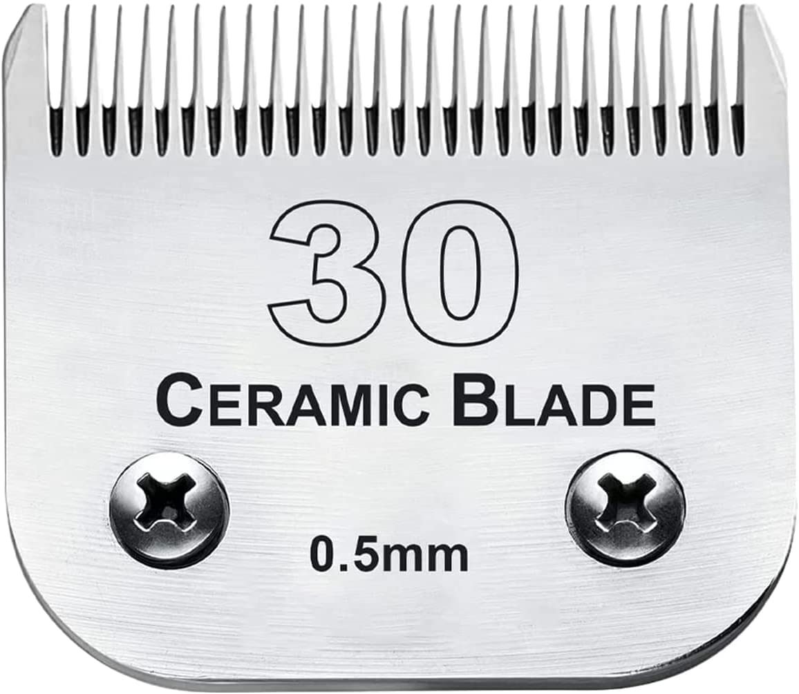 Grooming clipper outlet blades